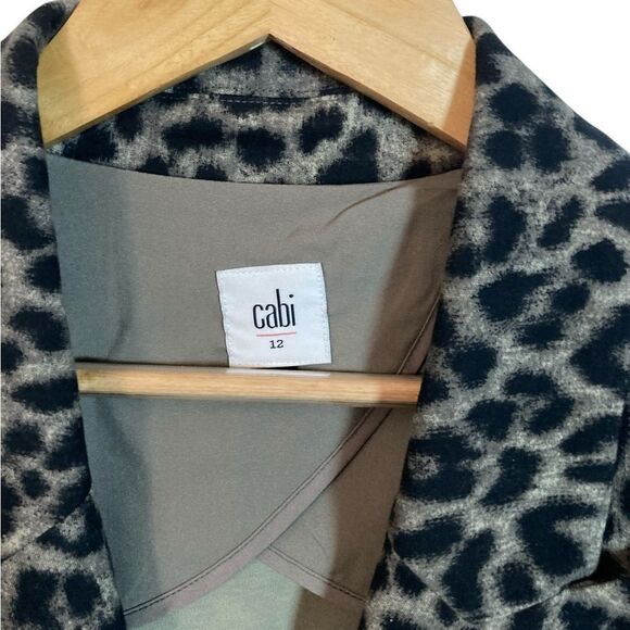Cabi Jacket Woman’s Size 12 Leopard Jungle Print Blazer - Picture 6 of 10